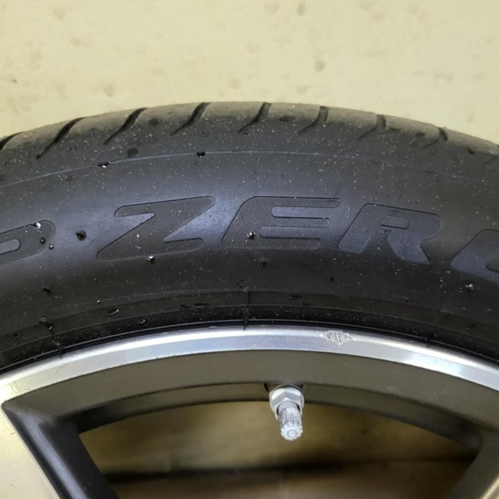 Продам разгоширокие шины pirelli Hankook