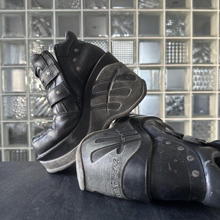 Ботинки Newrock