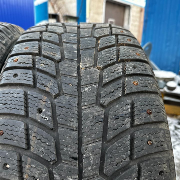 255/50/19 зима Michelin X-Ice North