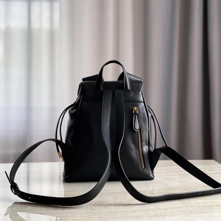 Рюкзаки Pinko