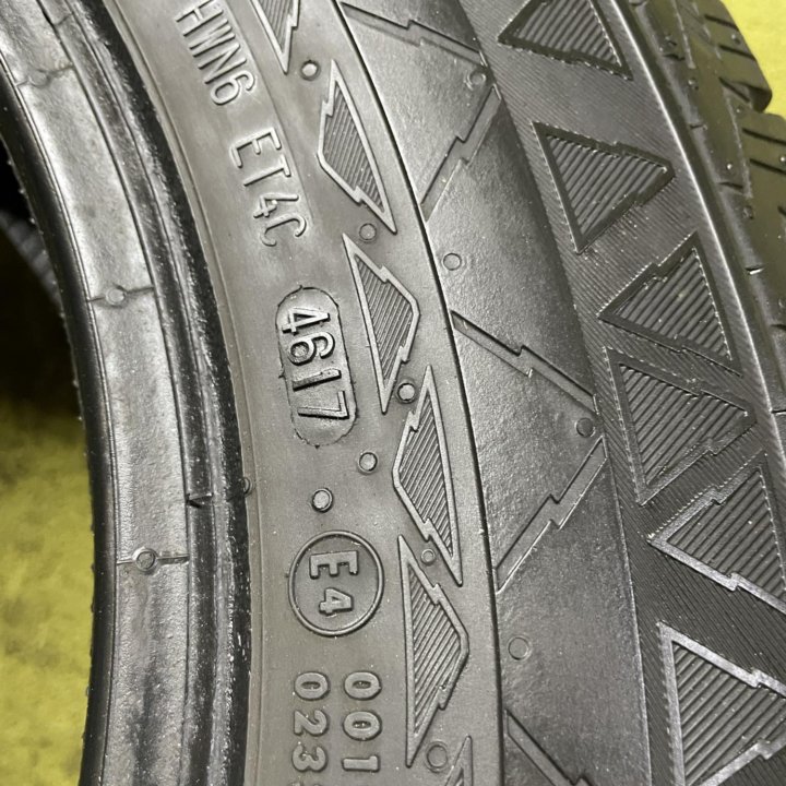 Continental VancoWinter 2 195/75 R16C 2шт