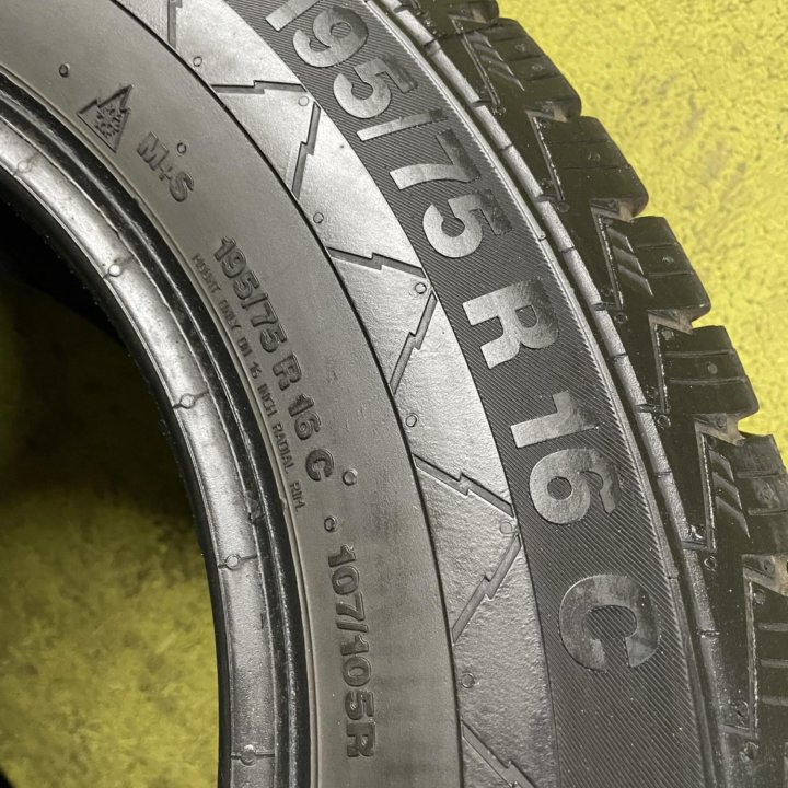 Continental VancoWinter 2 195/75 R16C 2шт