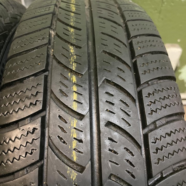 Continental VancoWinter 2 195/75 R16C 2шт