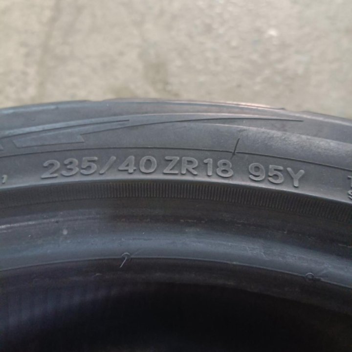 235/40R18 Toyo Proxes T1R (Лот №6791)