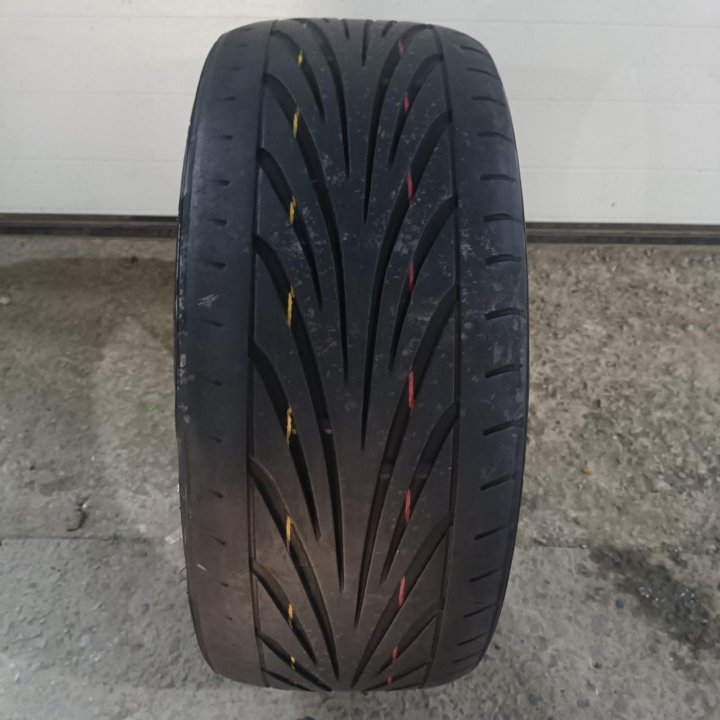 235/40R18 Toyo Proxes T1R (Лот №6791)