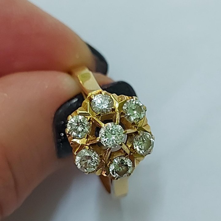 Кольцо малинка с бриллиантами 750 пробы СССР