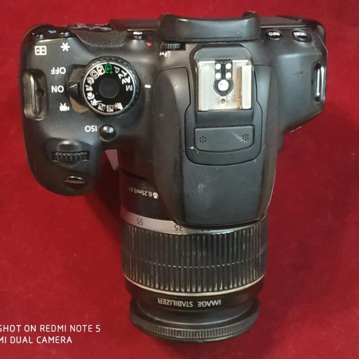 Зеркальная фотокамера Canon 650D-bodi