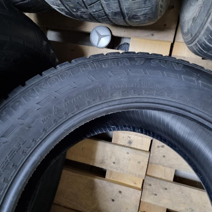 Зимняя шипованная резина Нокиан 285/50 R20