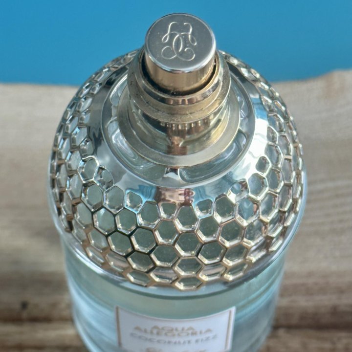 Женские духи Aqua Allegoria Coconut Fizz Guerlain