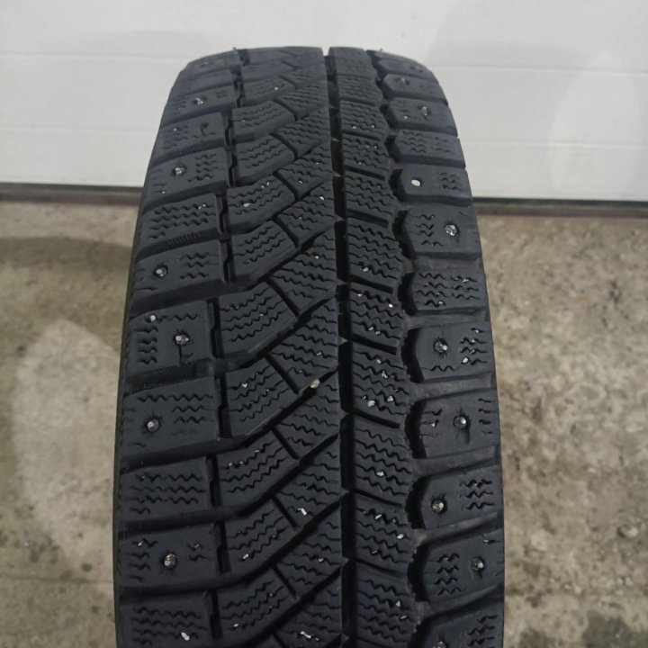 185/65R15 Viatti Brina Nordico (Лот №6736)