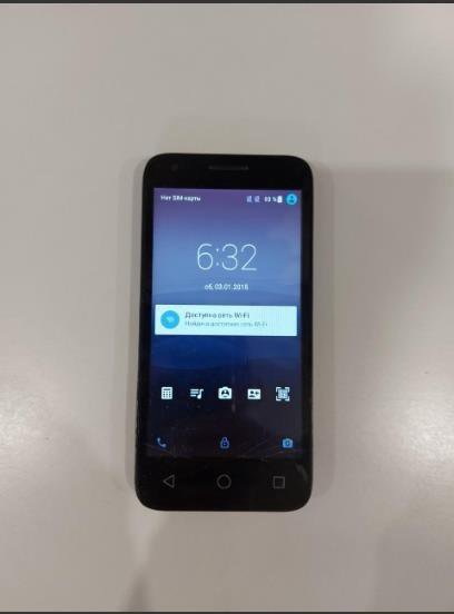 Мобильный телефон Alcatel Onetouch Pixi 3