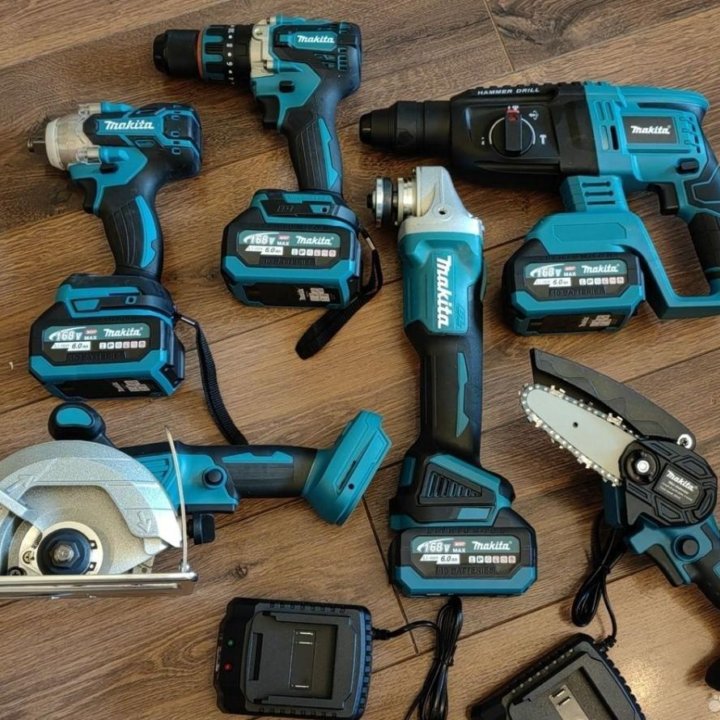 Makita 6в1. Набор аккумуляторного инструмента