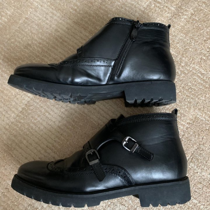 Ботинки демисезонные