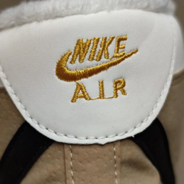 Кроссовки NIKE AIR