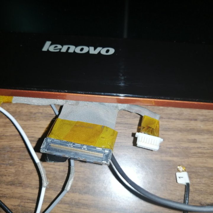 Дисплей lenovo Y460 с камерой,шлейф,антены,и т.д.