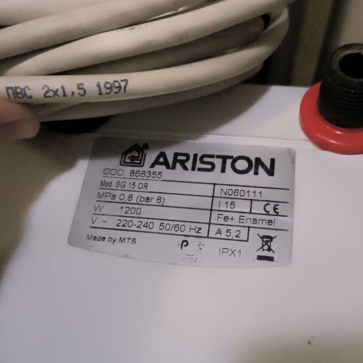 Водонагреватель накопительный 15л Ariston SG 15 OR