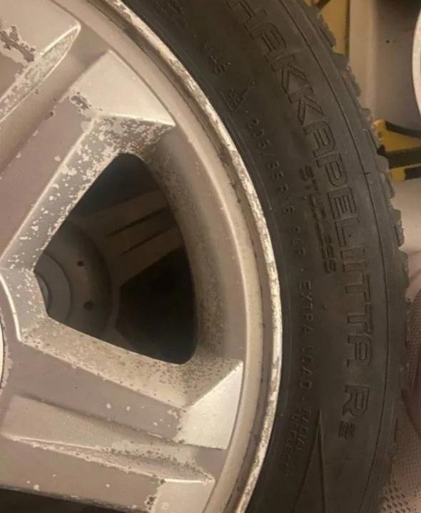 Производитель Nokian Tyres Модель Hakkapeliitta R