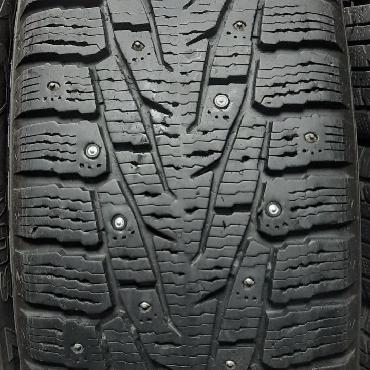 225/65R17 106T XL Nokian Hakkapeliitta 7Suv