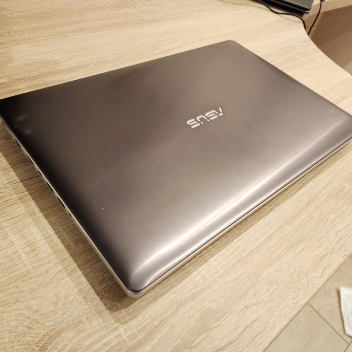 Asus N550, core i5, 12gb, 500SSD, nvidia GTX850m