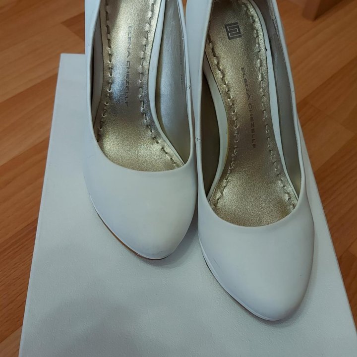 Свадебные туфли