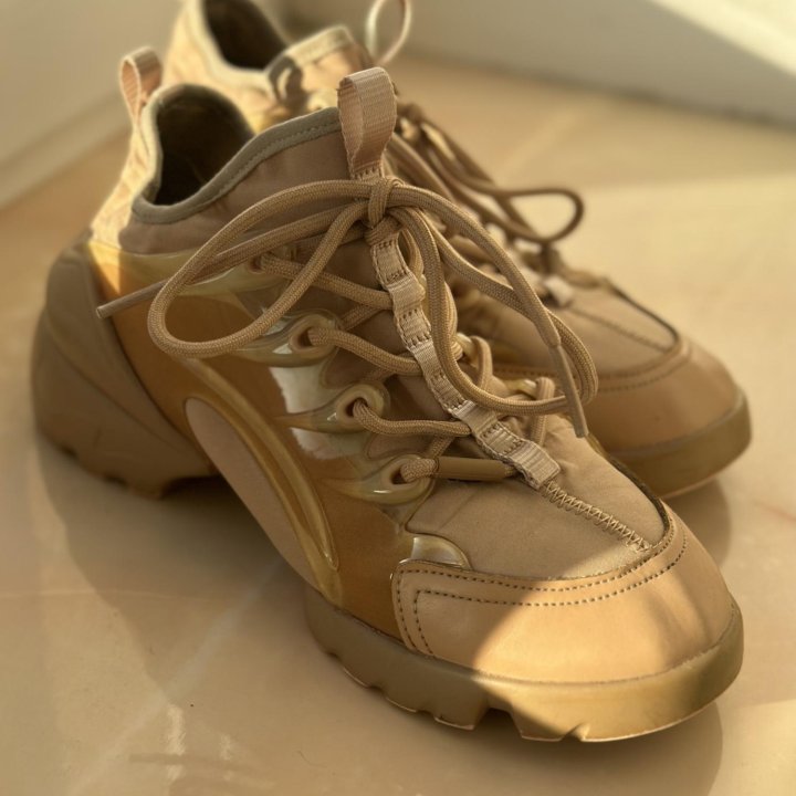 Кроссовки Dior