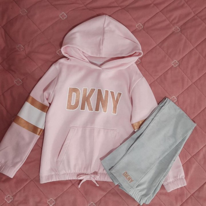 Костюм dkny 116 разм