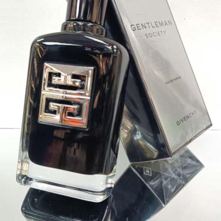 Gentleman Society Givenchy