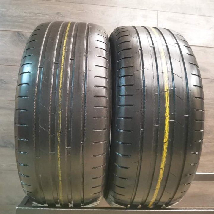 Nokian Tyres Hakka Black R17 235/55 103Y