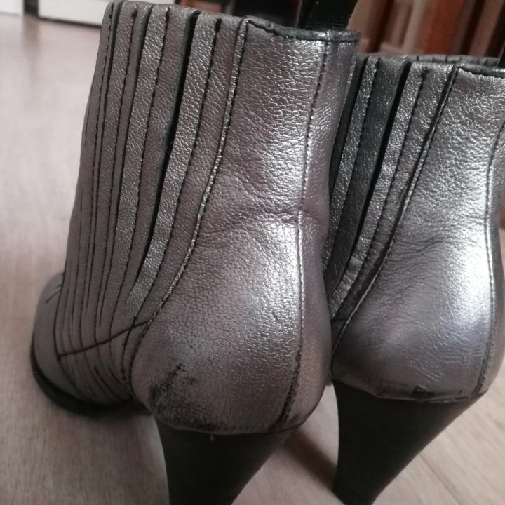 Ботильоны Studio Pollini серебряные 37 размер