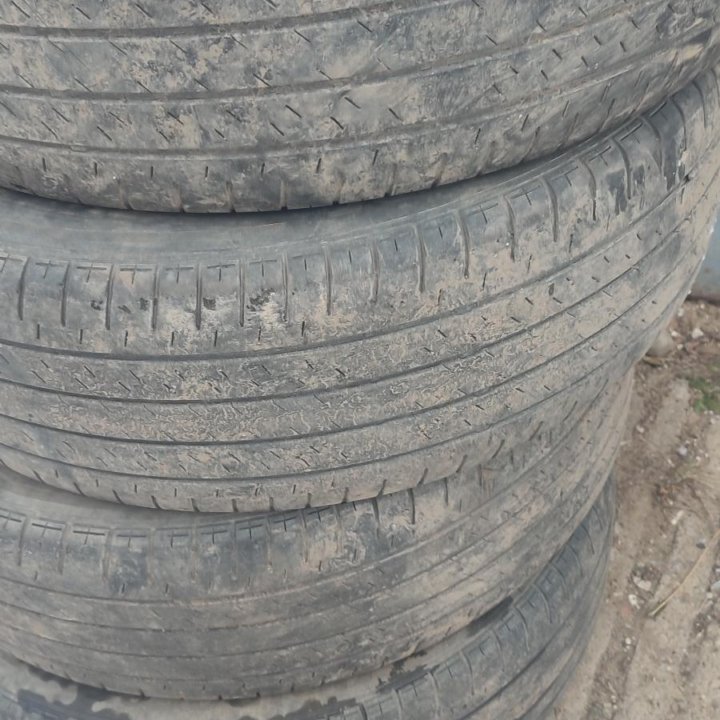 225/60/18 BRIDGESTONE комплект лето