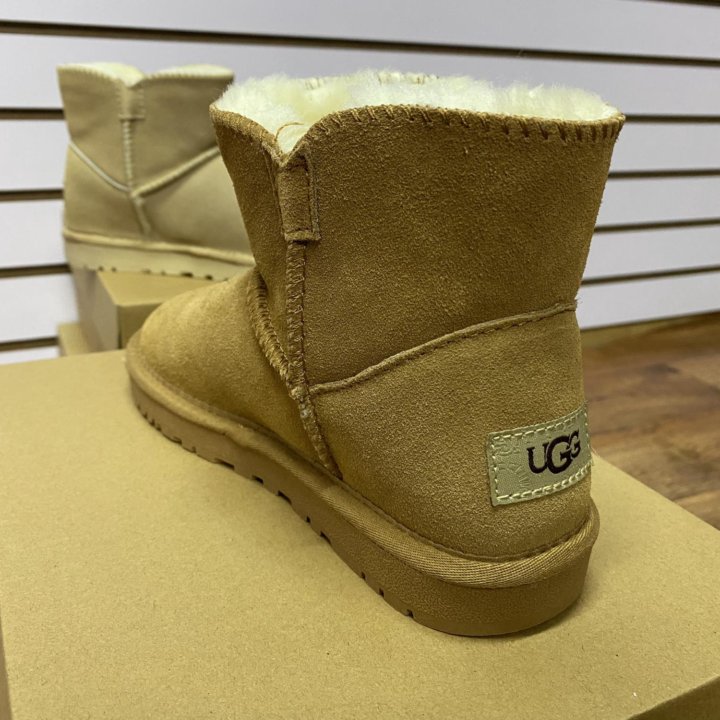 UGG новые