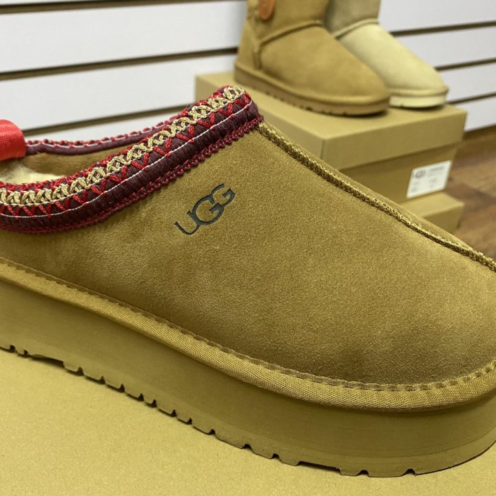 UGG новые