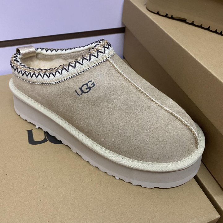 UGG новые