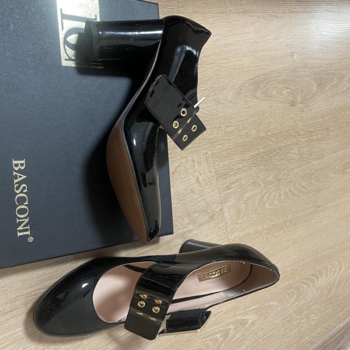 Туфли basconi размер 40