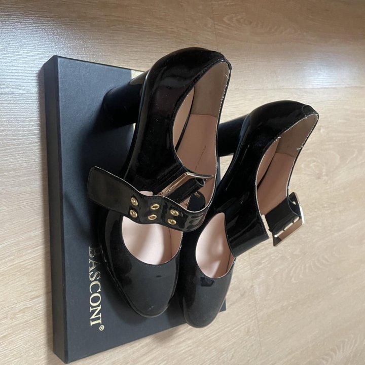 Туфли basconi размер 40