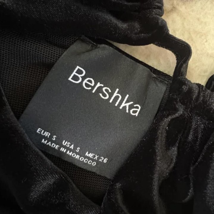 Комбинезон бархатный Bershka