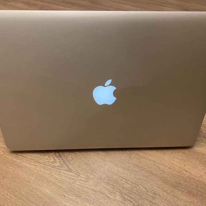 Apple MacBook Pro Retina 15 2012