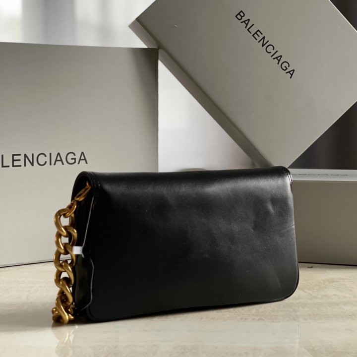 Сумки BALENCIAGA 