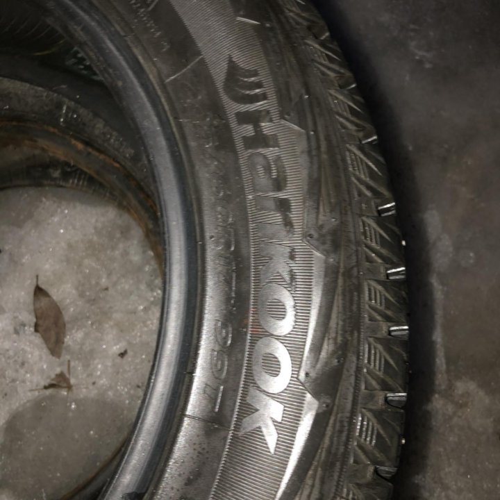 225/60 R17 шины зимние Ханкук 4 шт