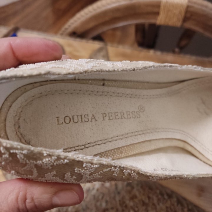 Свадебные туфли