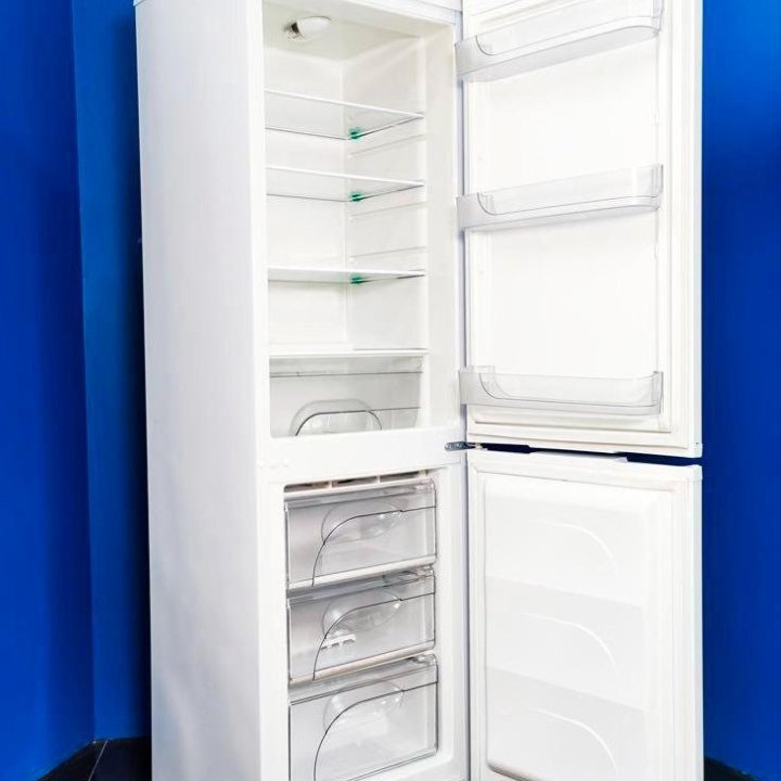 Холодильник Atlant! Как новый! Гарантия 1год!