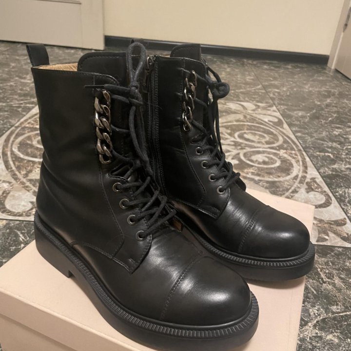 Ботинки Giovanni Fabiani