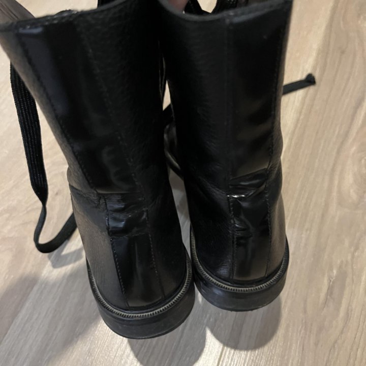 Ботинки Massimo Dutti 36