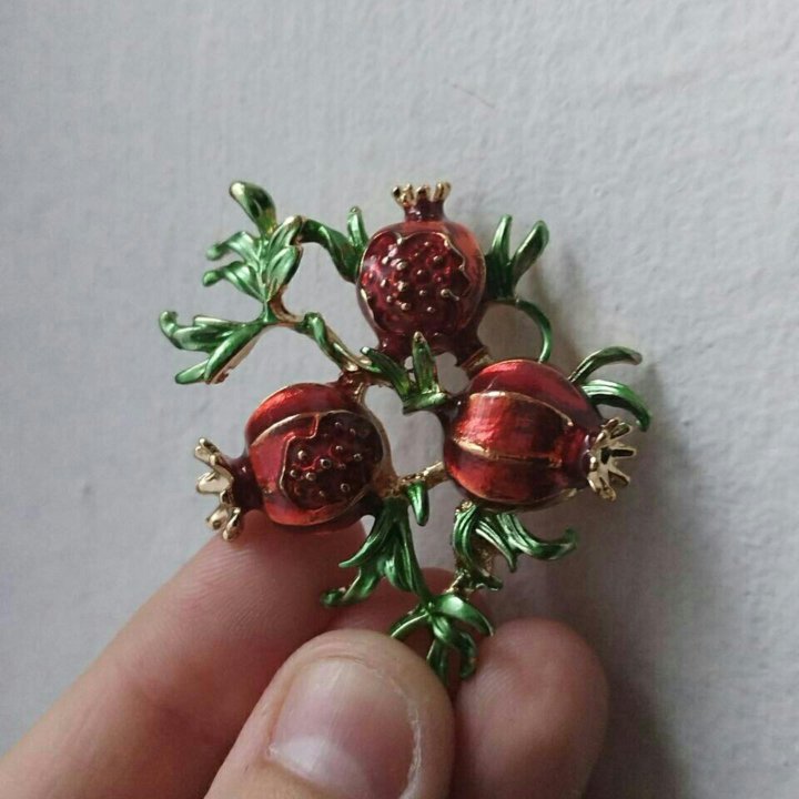 Брошь ГРАНАТ