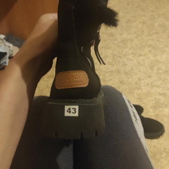 Зимние ботинки