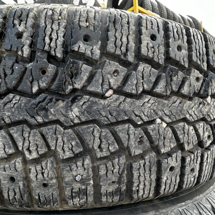 225/60/17 зима Maxxis MA-SUW Presa Spike SUV