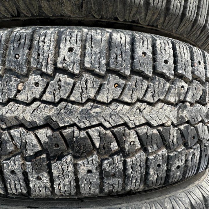 225/60/17 зима Maxxis MA-SUW Presa Spike SUV