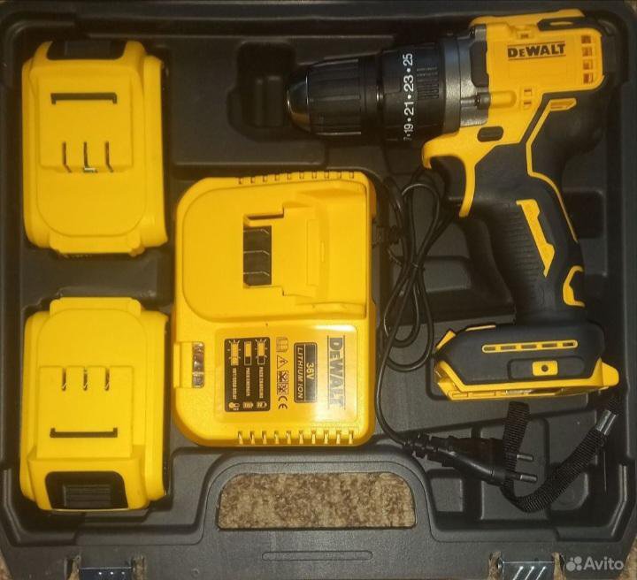 Новый безщеточный шуруповерт DeWalt 24 Вт