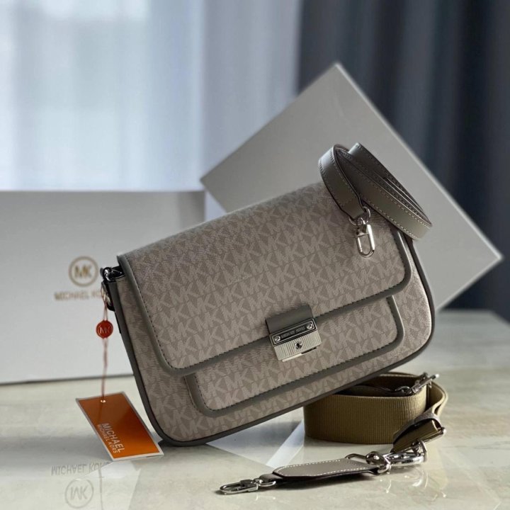 Сумки Michael Kors