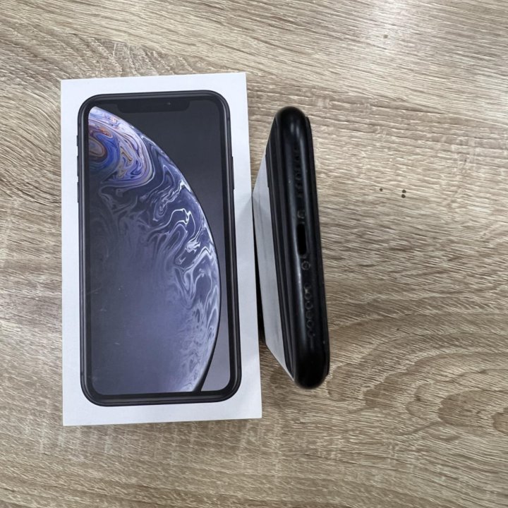 iPhone XR